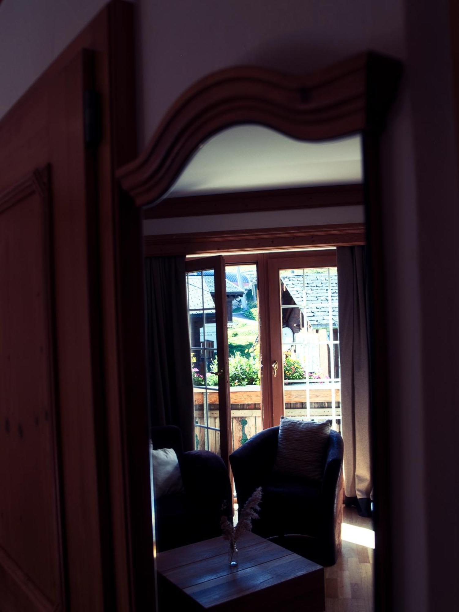 Boutique Hotel La Cabane Bettmeralp Zimmer foto